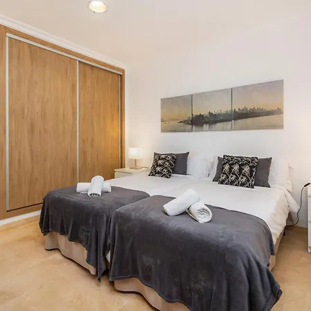 Holiday home Gual *